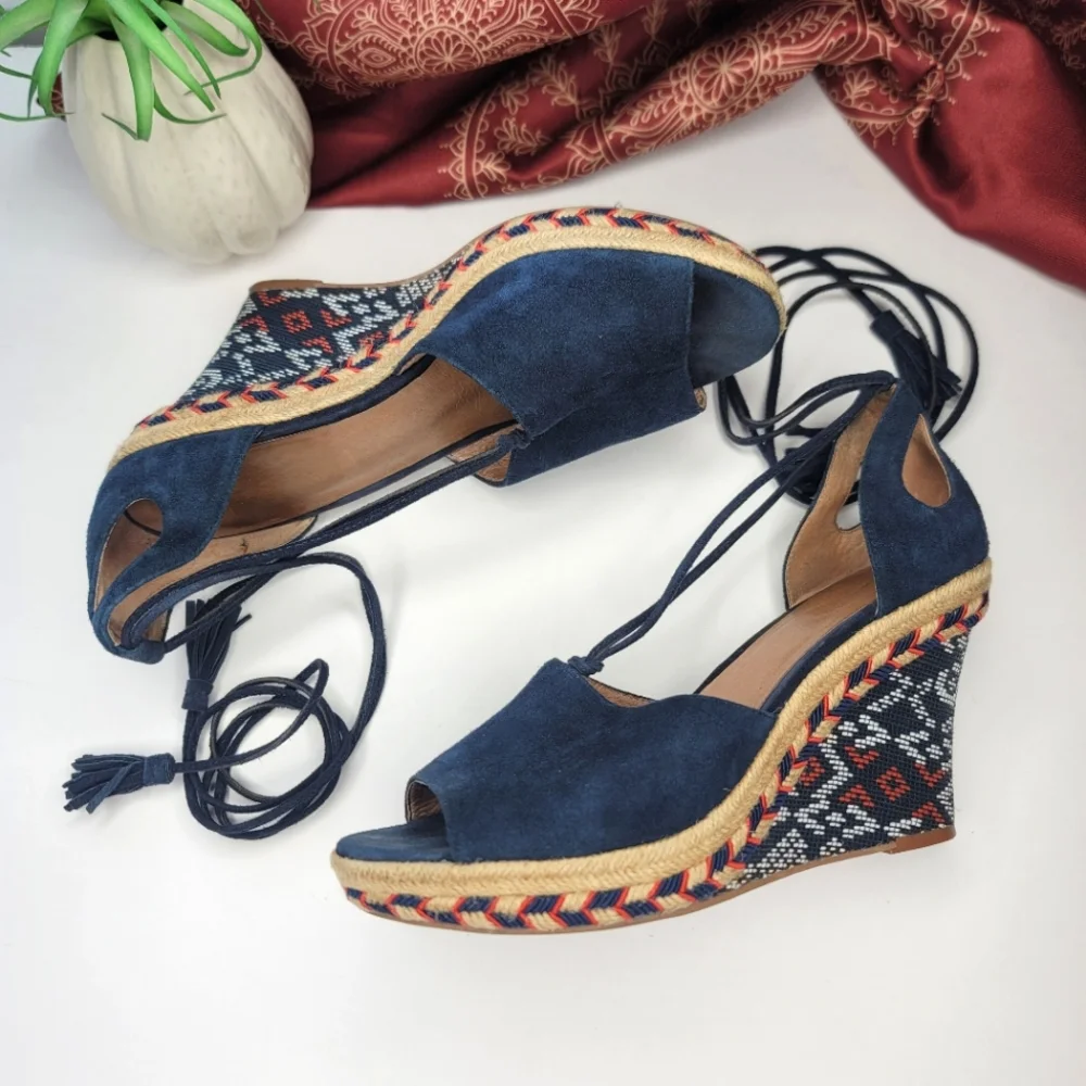 Cabi Wedge Sandals Blue Boho Ankle Wrap Size 9